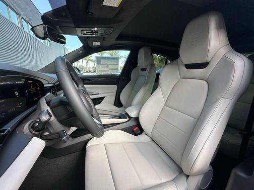 2026 Porsche Macan GTS