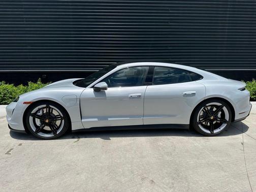 2024 Porsche Taycan 4S