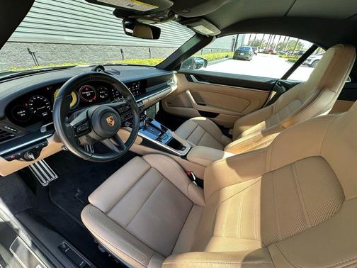 2023 Porsche 911 Turbo