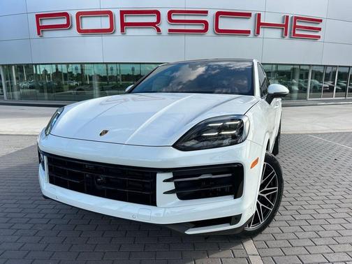 2026 Porsche Cayenne AWD