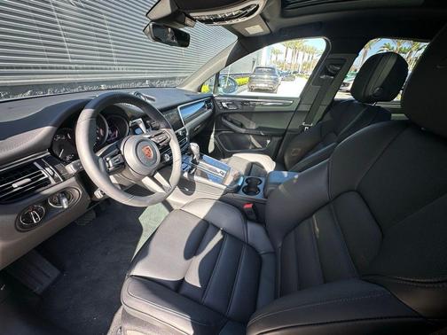 2026 Porsche Macan GTS