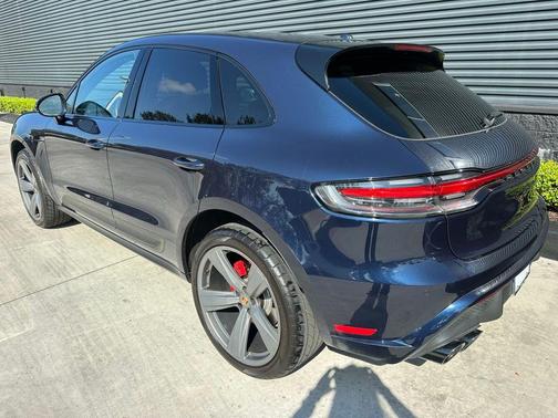 2023 Porsche Macan S