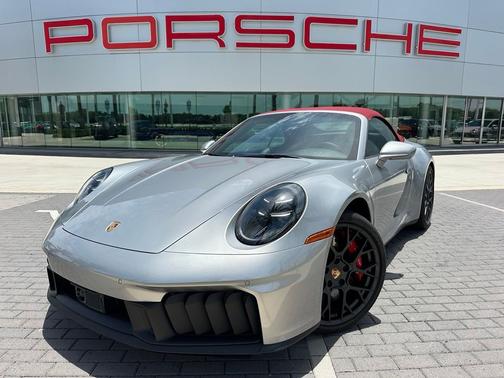 GT Silver Metallic 2025 Porsche 911 Carrera 4 GTS