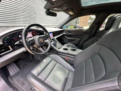 2023 Porsche Taycan Base