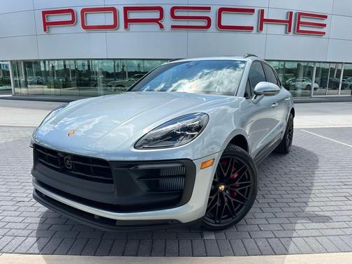 2025 Porsche Macan GTS