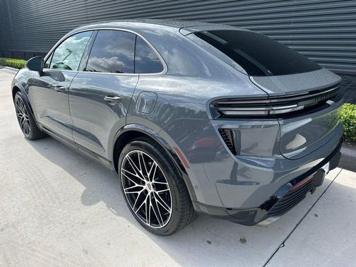 Slate Gray 2026 Porsche Macan Turbo