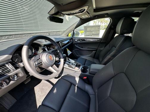 2026 Porsche Macan S