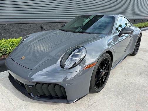 2026 Porsche 911 Carrera GTS