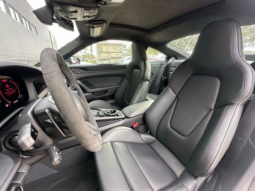 2026 Porsche 911 Carrera GTS