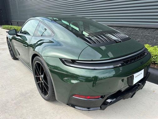 2026 Porsche 911 Carrera GTS