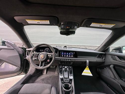 2026 Porsche 911 Carrera GTS