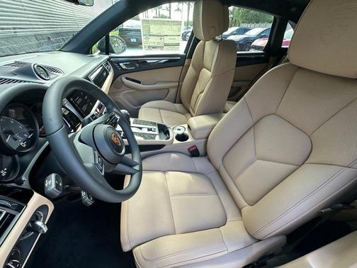 Volcano Grey Metallic 2026 Porsche Macan S