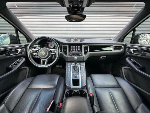 2018 Porsche Macan S
