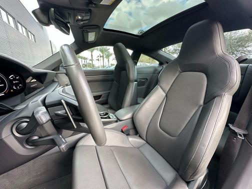 2020 Porsche 911 Carrera S