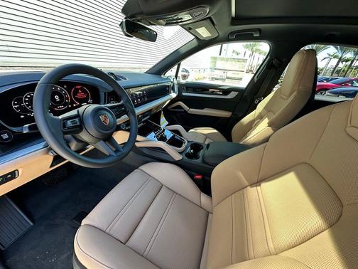 2026 Porsche Cayenne Base