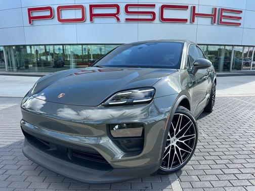 2025 Porsche Macan 4