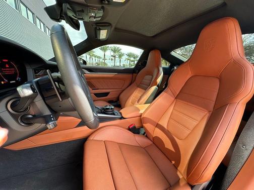 2025 Porsche 911 Carrera S