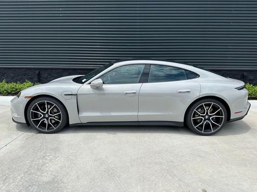2025 Porsche Taycan Base