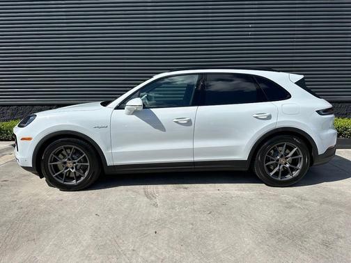 Carrara White 2026 Porsche Cayenne AWD