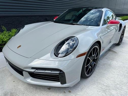 2025 Porsche 911 Turbo