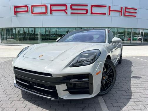 Chalk 2026 Porsche Panamera GTS