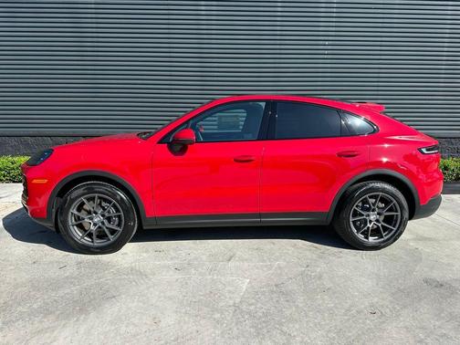 2026 Porsche Cayenne AWD