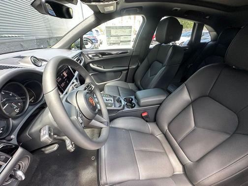 Volcano Grey Metallic 2026 Porsche Macan Base