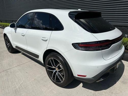 2023 Porsche Macan 