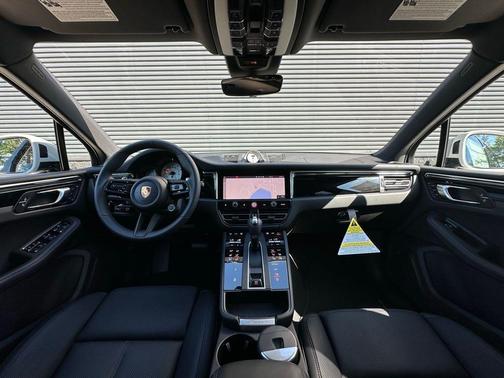 Chalk 2026 Porsche Macan Base