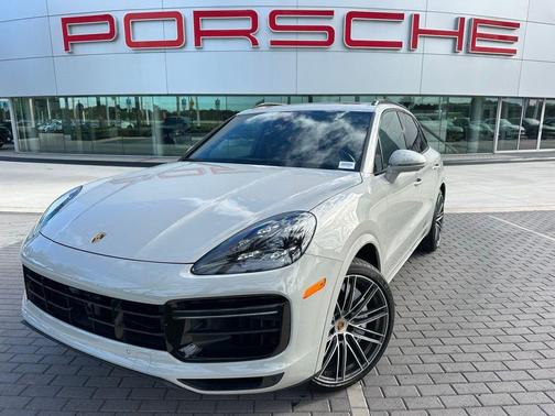 2023 Porsche Cayenne Turbo