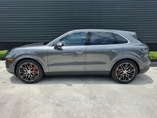 Gray Metallic 2026 Porsche Cayenne S