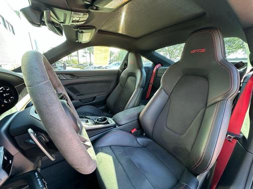 2024 Porsche 911 Carrera GTS