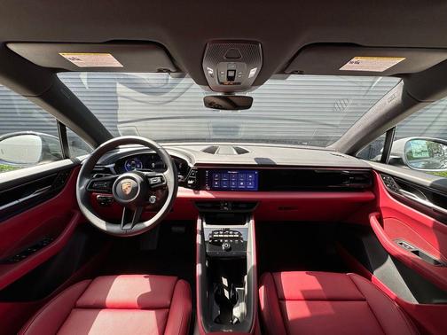 Slate Gray 2026 Porsche Macan Base