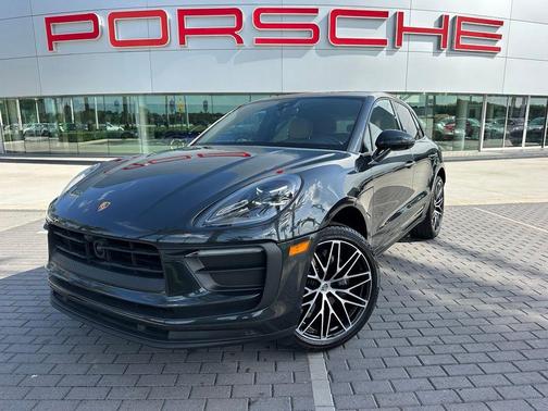Gray Metallic 2023 Porsche Macan