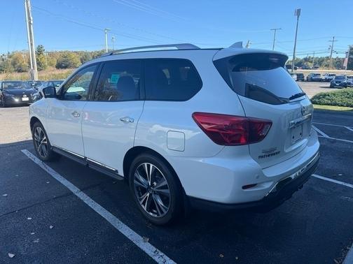 2019 Nissan Pathfinder Platinum