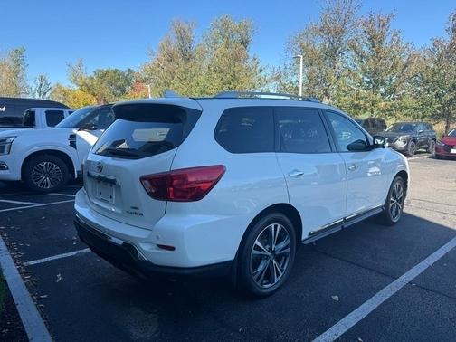 2019 Nissan Pathfinder Platinum