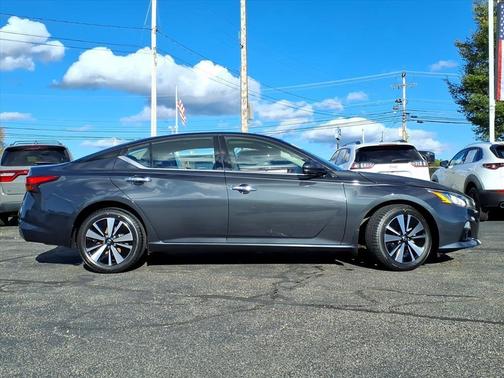2022 Nissan Altima 2.5 SL