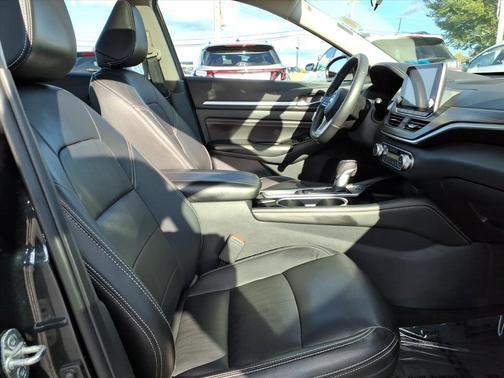 2022 Nissan Altima 2.5 SL