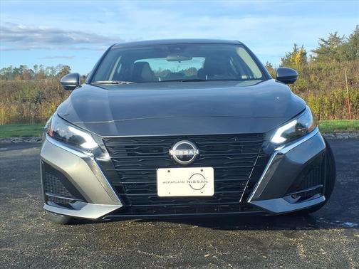 2025 Nissan Altima SL