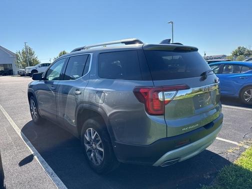 2021 GMC Acadia SLT