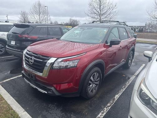 2 Tone Red / Black Roof 2023 Nissan Pathfinder SL