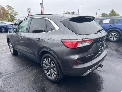 2020 Ford Escape Titanium