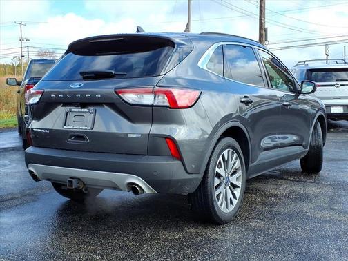 2020 Ford Escape Titanium