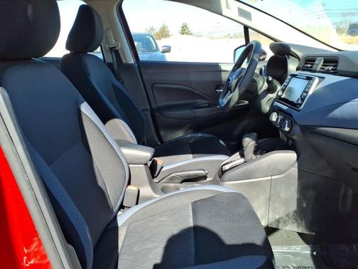 2023 Nissan Versa 1.6 SV