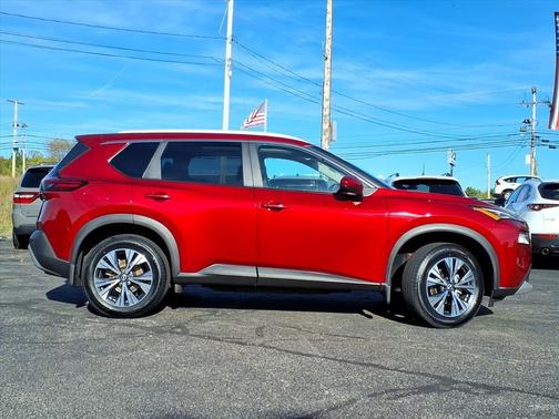 2022 Nissan Rogue SV