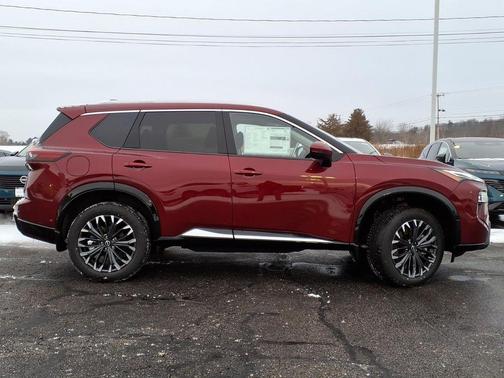 Scarlet Ember 2026 Nissan Rogue Platinum
