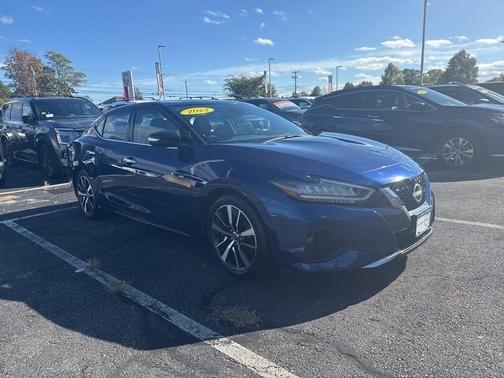 2023 Nissan Maxima SV