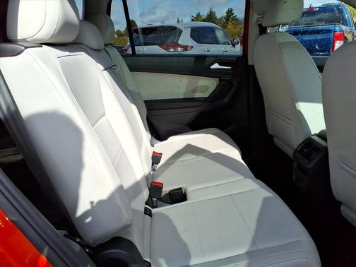 2019 Volkswagen Tiguan 2.0T SE