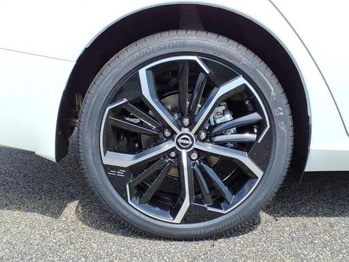 White 2026 Nissan Altima 2.5 SR