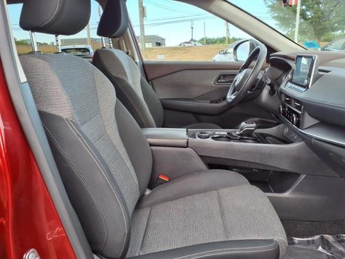 2022 Nissan Rogue S